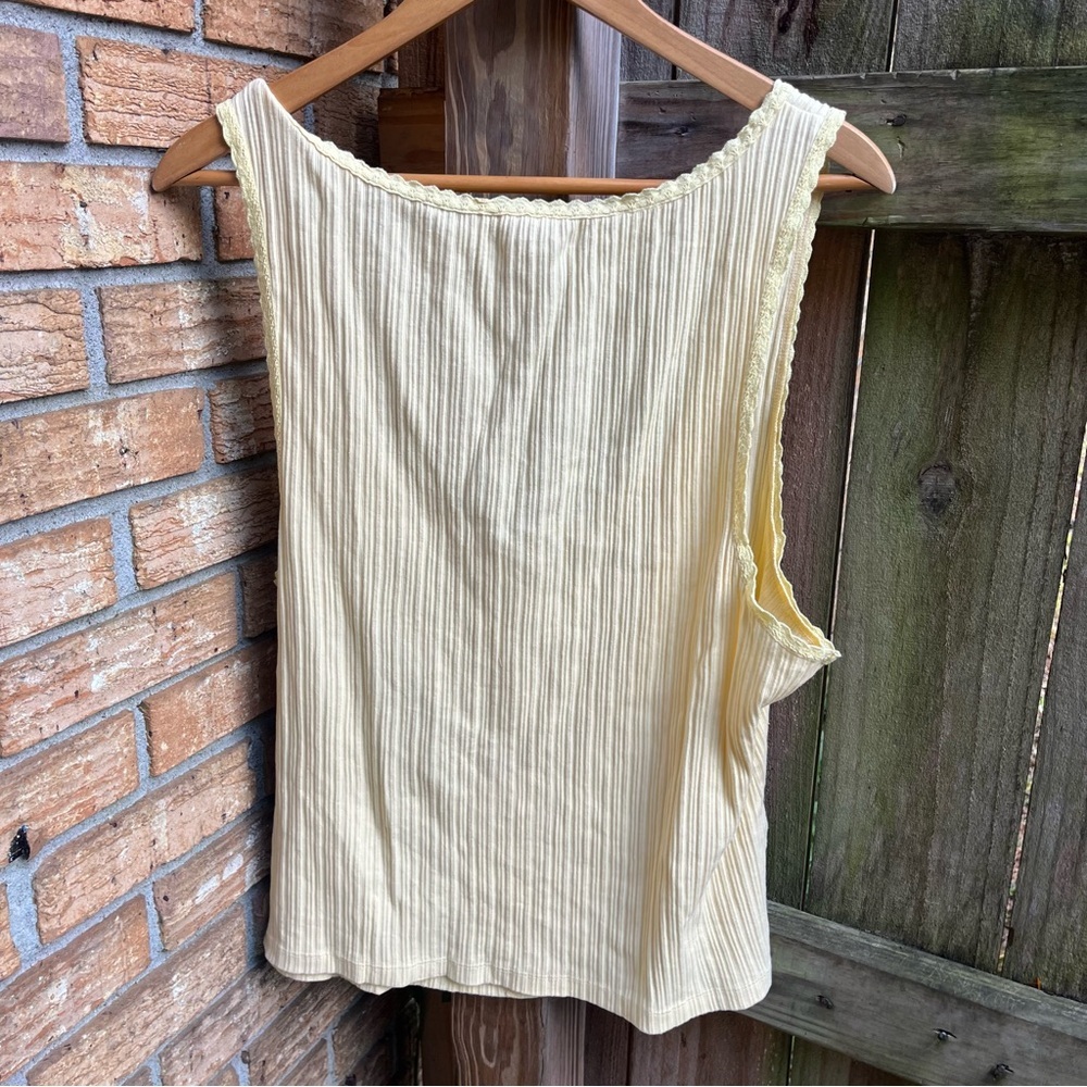 aerie Pale Yellow Ribbed Button Front Tank Top - Picture 3 of 3